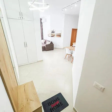 Apartment 2 Bedrooms 1154