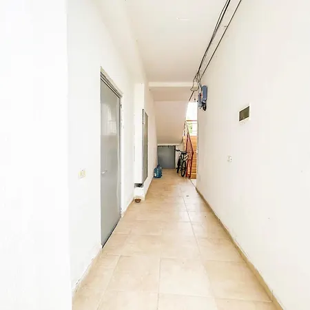 Apartment 2 Bedrooms 1154 *