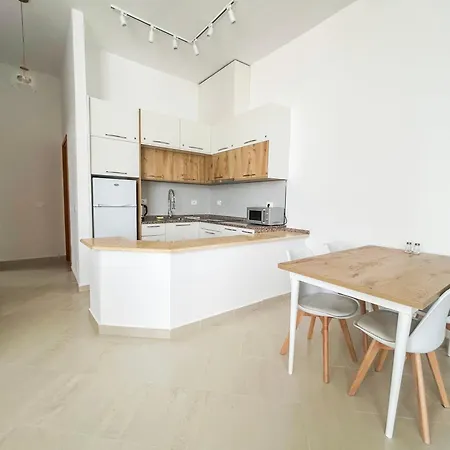 Apartment 2 Bedrooms 1154