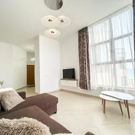 2 Bedrooms 1154 * Durres