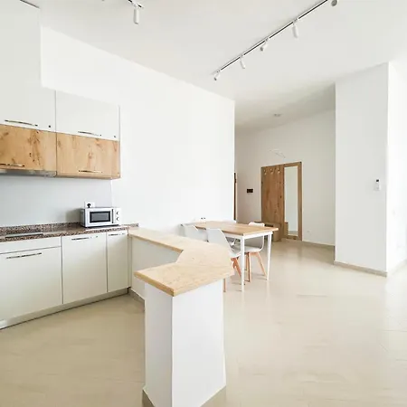 Appartamento 2 Bedrooms 1154 *