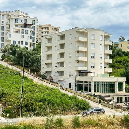 2 Bedrooms 1154 *